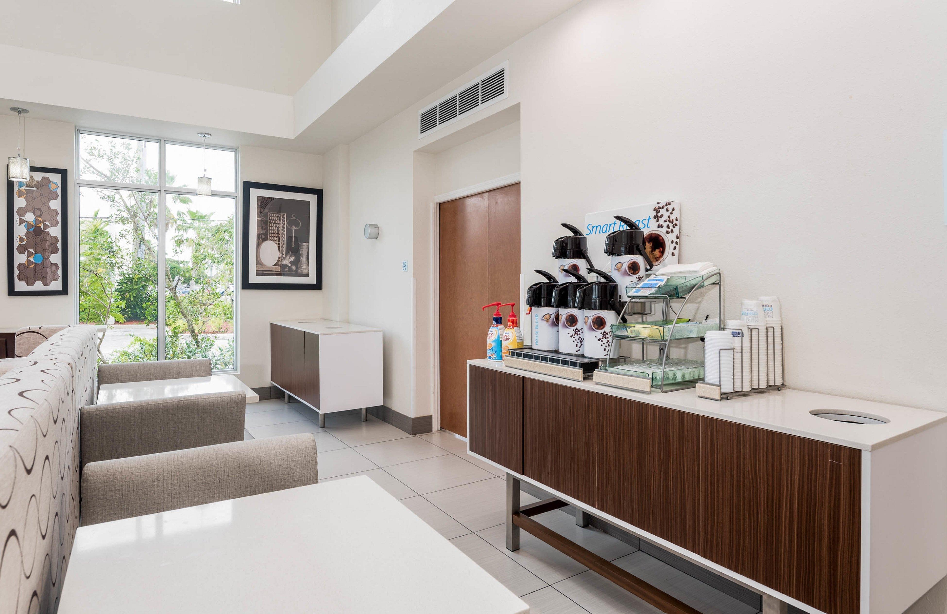 Holiday Inn Express & Suites Boynton Beach West By Ihg Exteriör bild