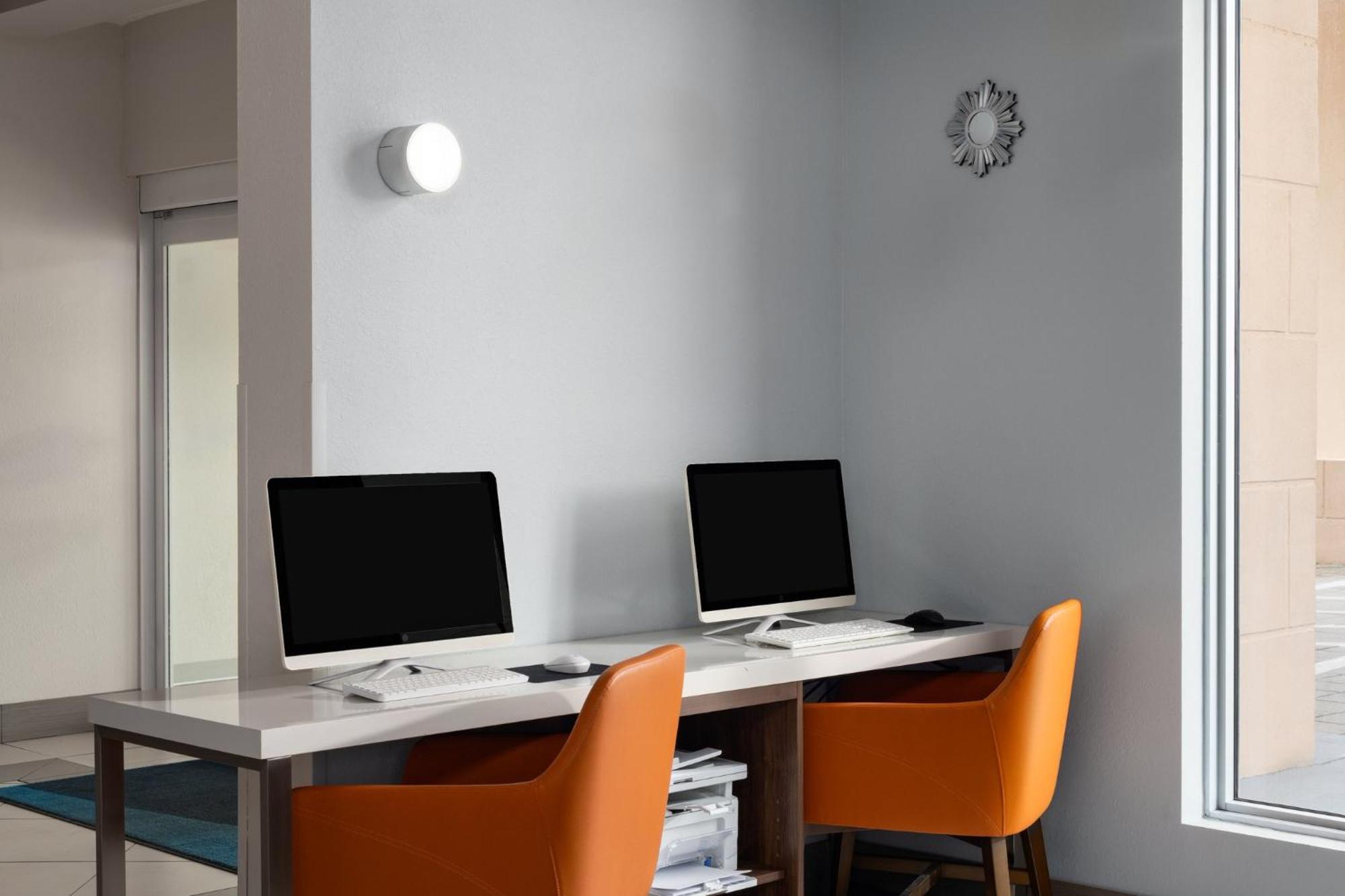 Holiday Inn Express & Suites Boynton Beach West By Ihg Exteriör bild
