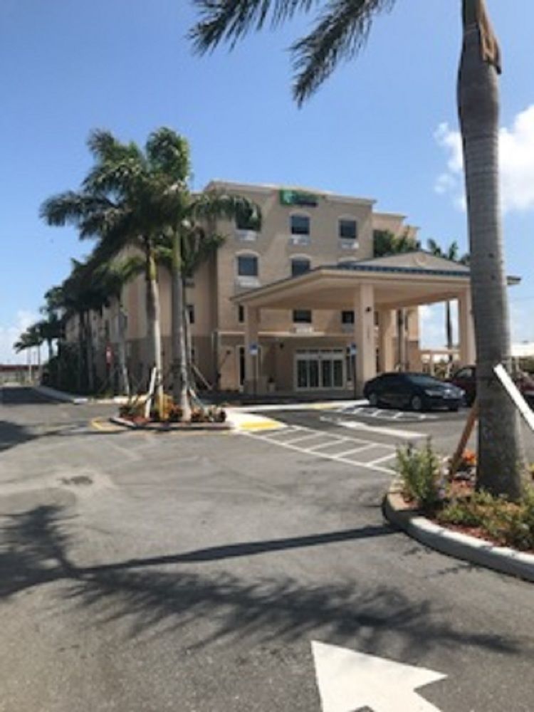 Holiday Inn Express & Suites Boynton Beach West By Ihg Exteriör bild