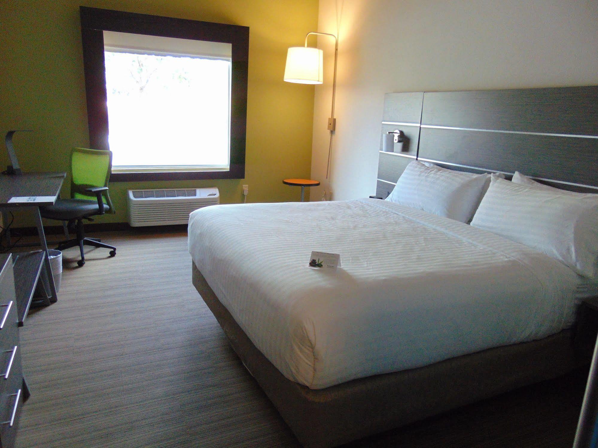 Holiday Inn Express & Suites Boynton Beach West By Ihg Exteriör bild